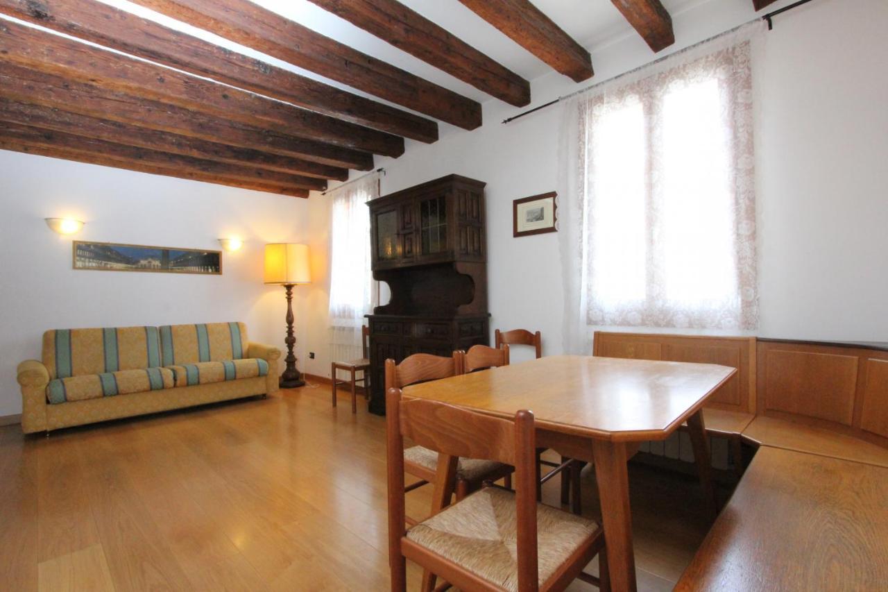 Residence Dei Mori Venesia Bagian luar foto