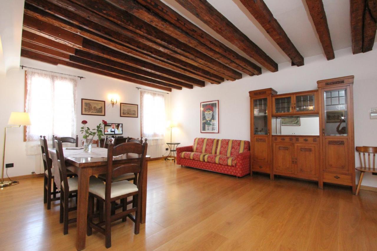 Residence Dei Mori Venesia Bagian luar foto